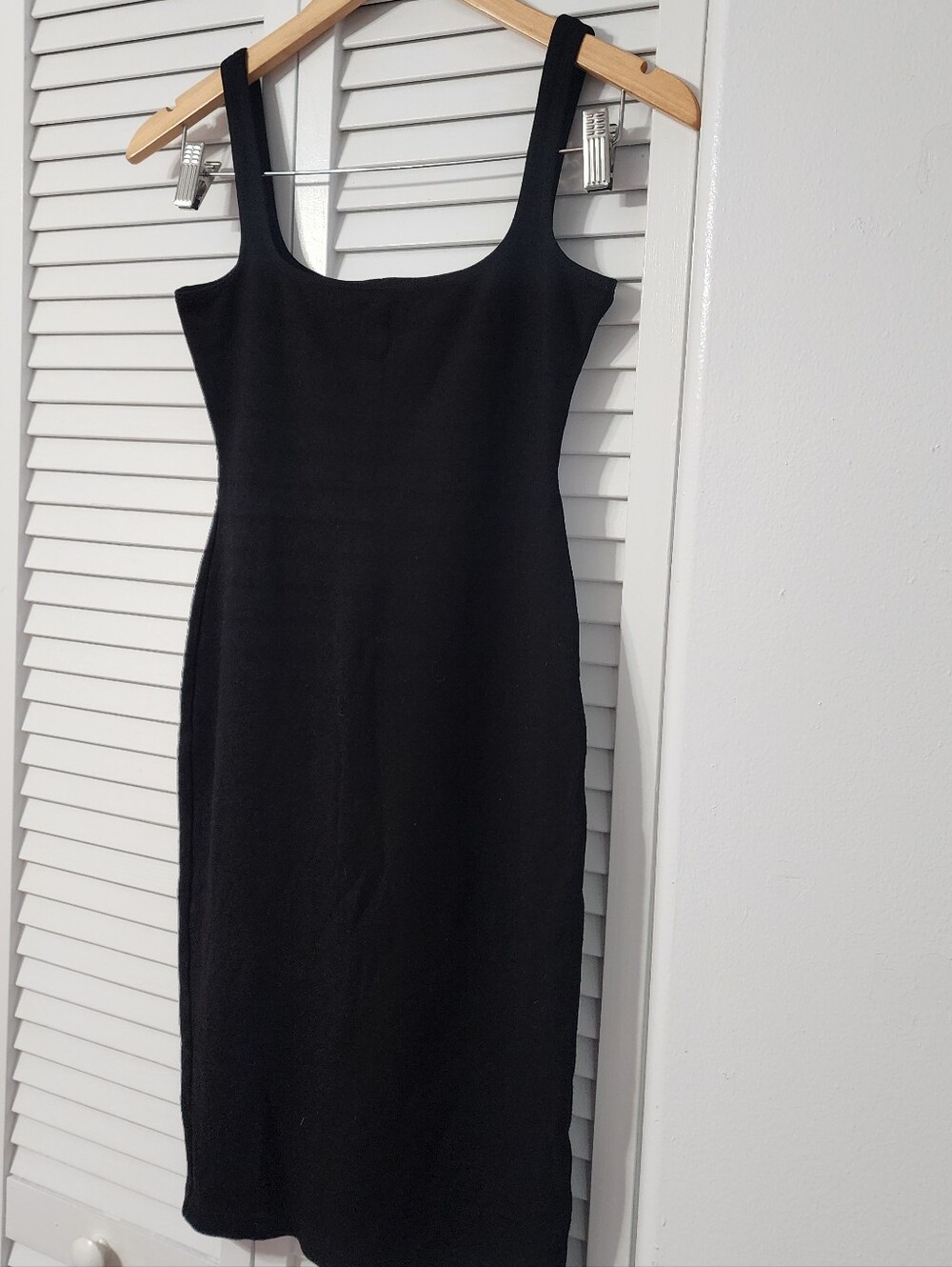 Classic Black Square-Neck Bodycon Dress
